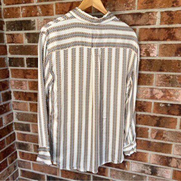 Zara   NEW Ivory Chain Houndstooth Striped Print Satin Button Down Top Blo… - Picture 6 of 13